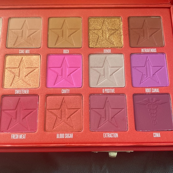 Blood Sugar Eyeshadow Palette - Picture 5 of 5